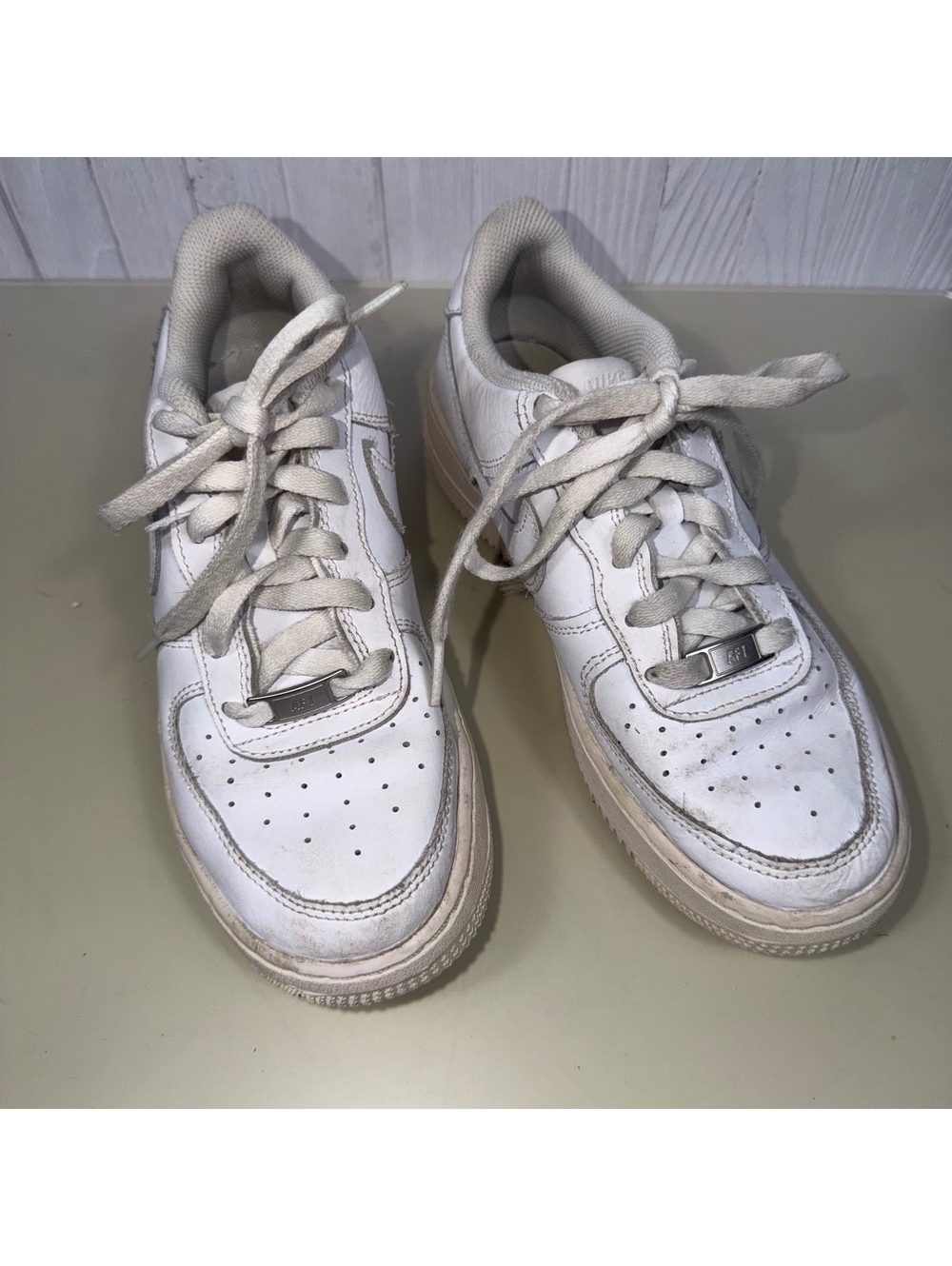 Nike Air Force 1 Low White Kids Size 6Y AF1